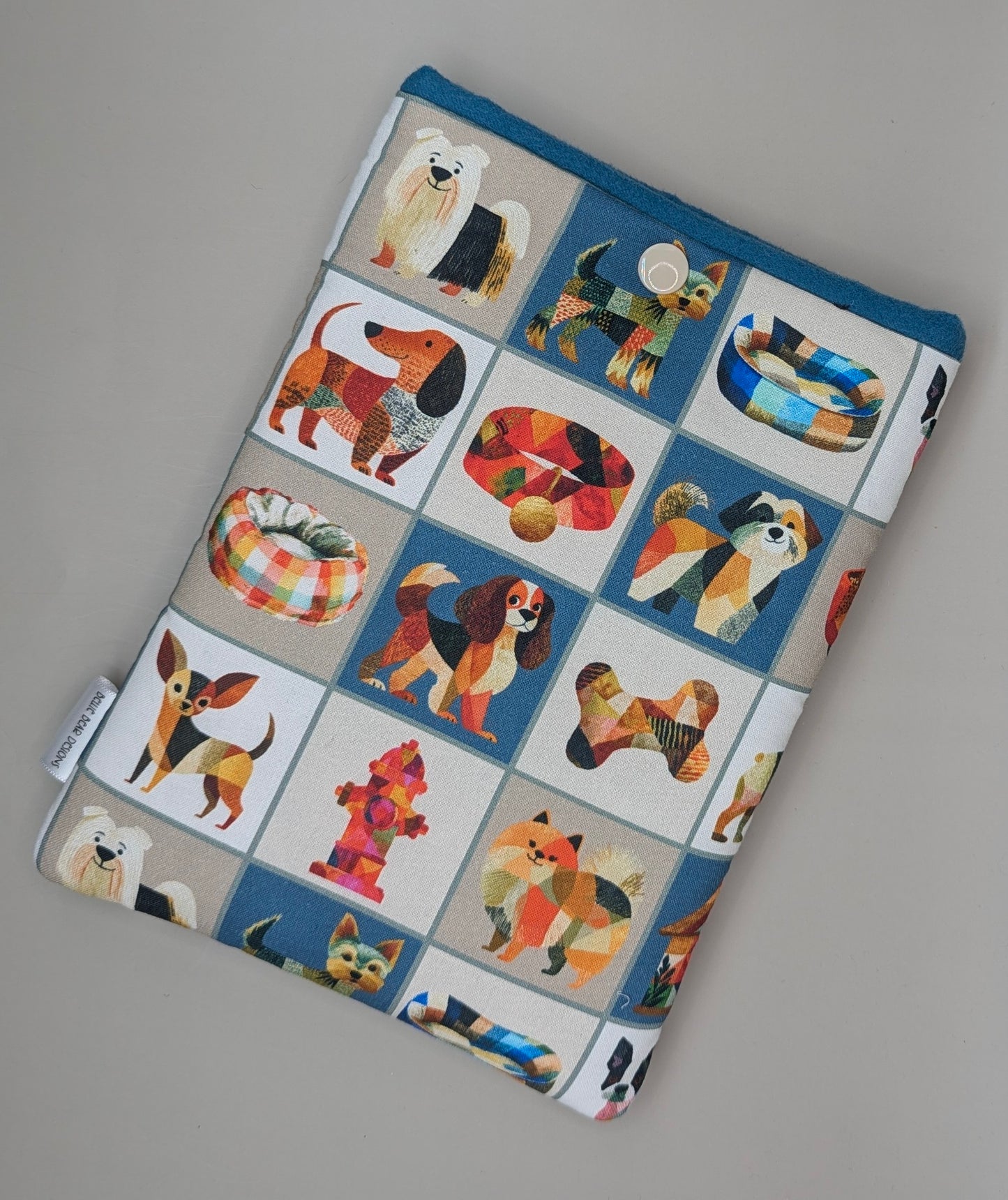 Patchwork Pups reader sleeve