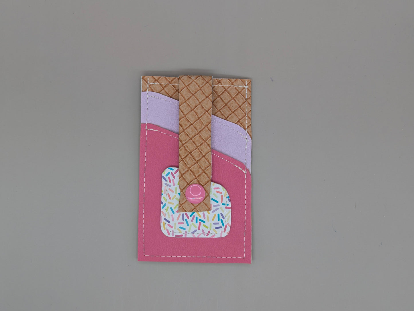 Card wallet /w coin pocket- Pink sprinkle cone