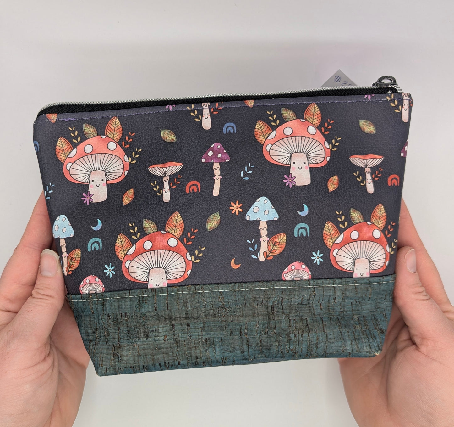 Happy Mushroom Zipper Bag