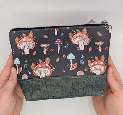Happy Mushroom Zipper Bag