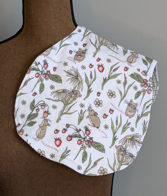 Cute Mouse Burp Cloth