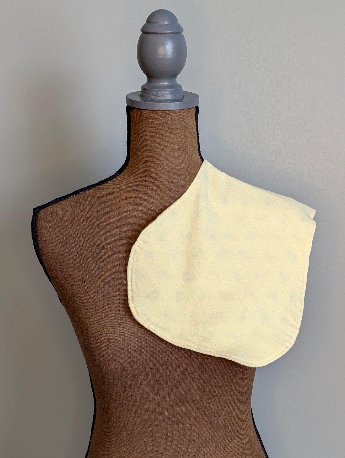 Yellow Bee Burp Cloth