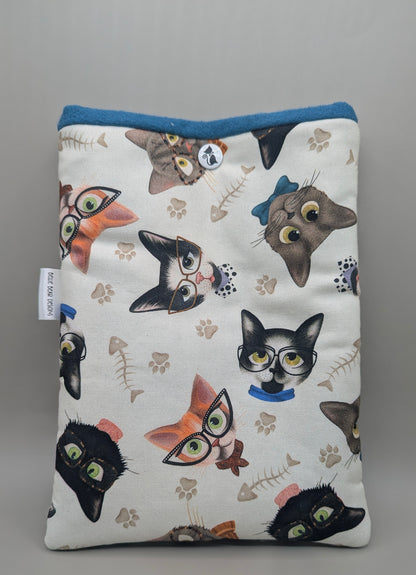 Sophisticated Cat reader sleeve