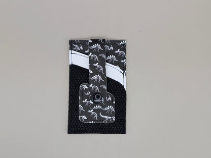 Card wallet /w coin pocket- Dino Skelly