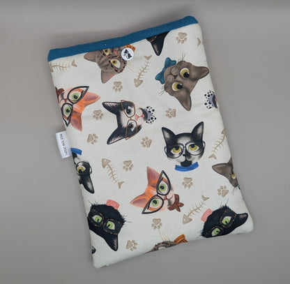 Sophisticated Cat reader sleeve