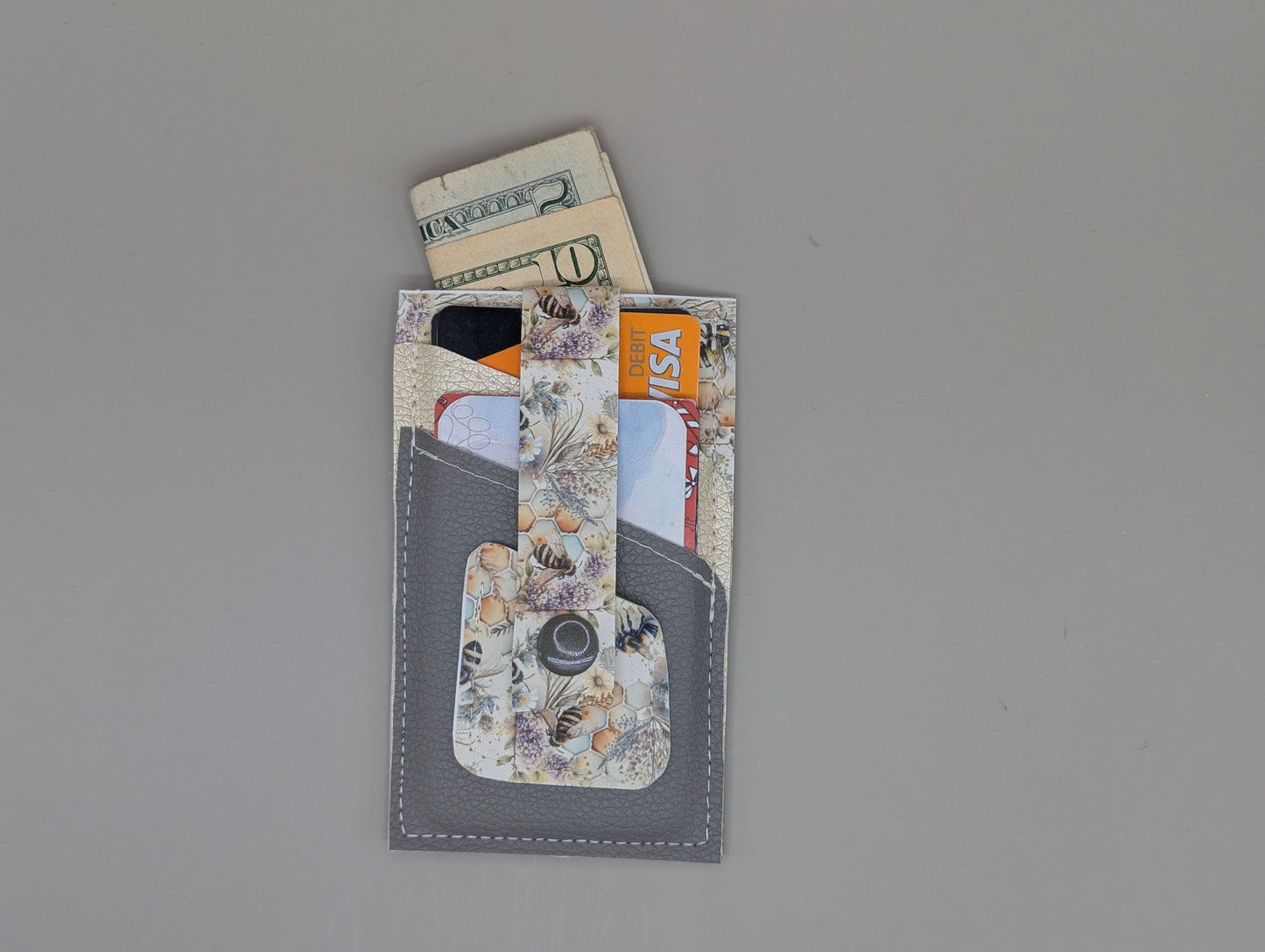 Card wallet /w coin pocket- Pastel Bees
