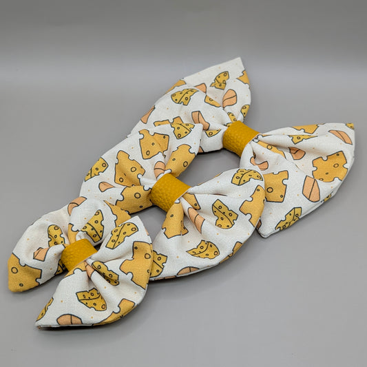 Bellie Bear Bows - Cheese