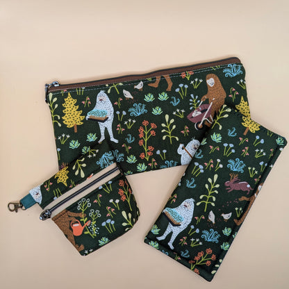 Gardening Yeti Mini Pouch