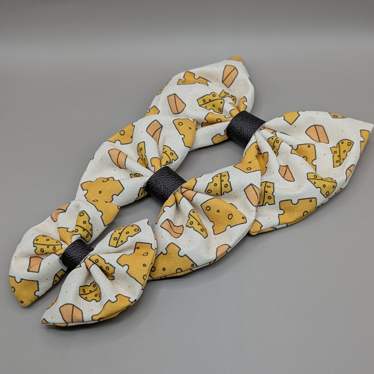 Bellie Bear Bows - Cheese