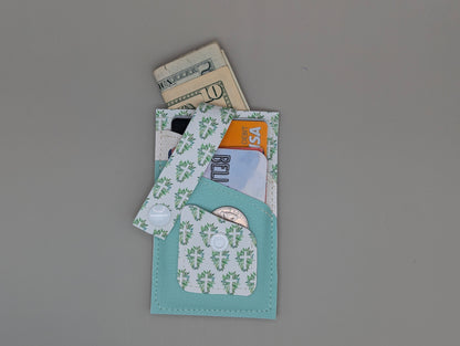 Card wallet /w coin pocket- Floral Cross