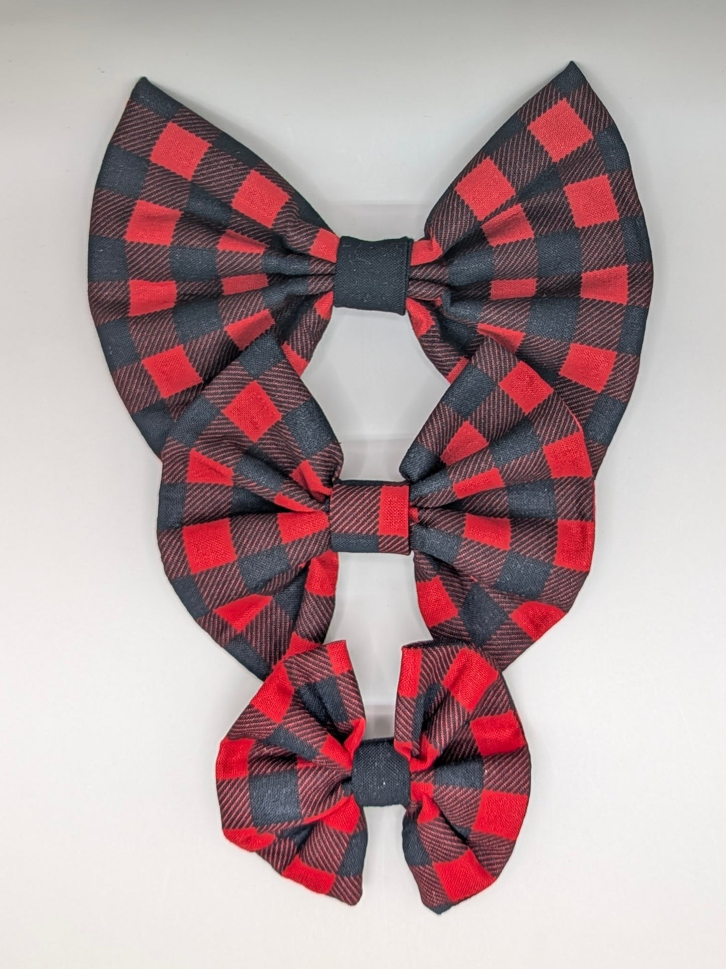 Bellie Bear Bows - Red Flannel (will not restock)